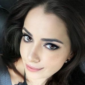 Meet your Posher, Viktoria